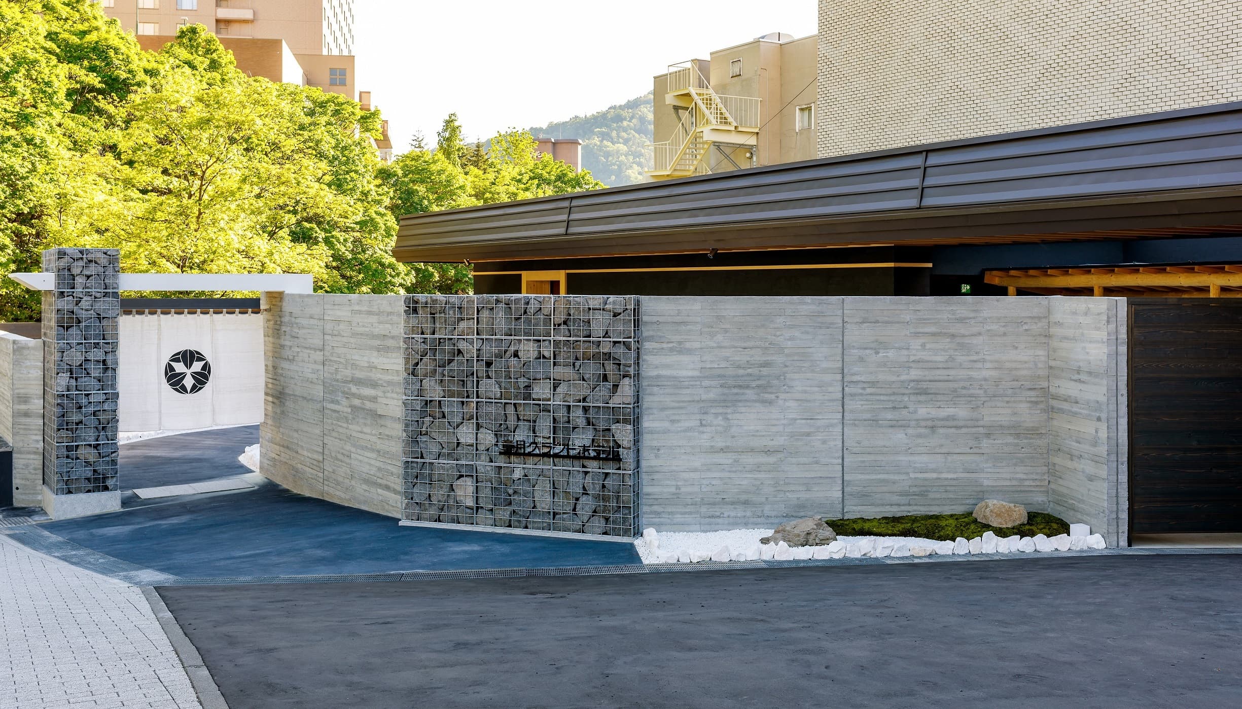 A chloride spring onsen